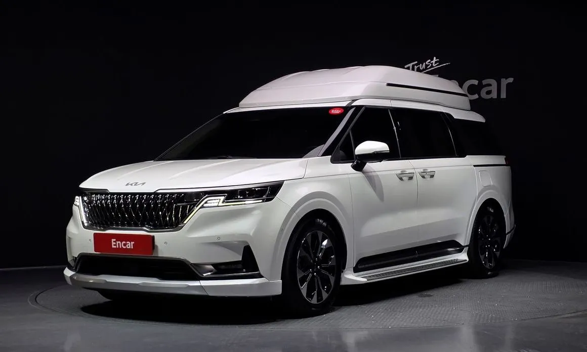 Kia Carnival — фото 1