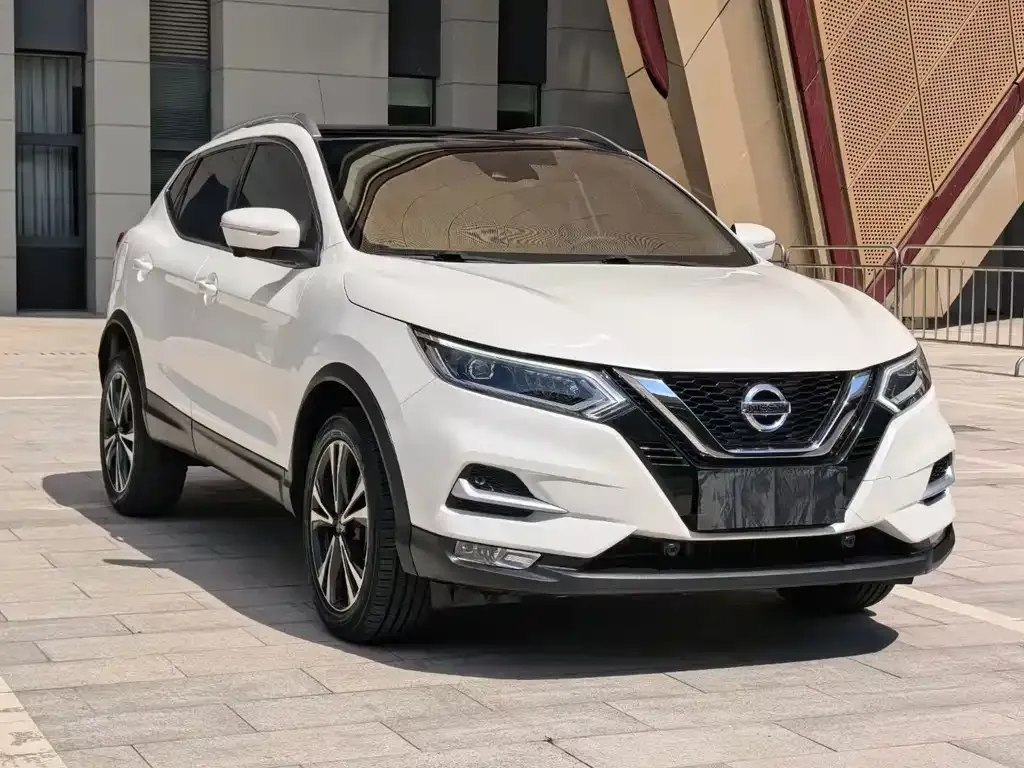 Nissan Qashqai — фото 6