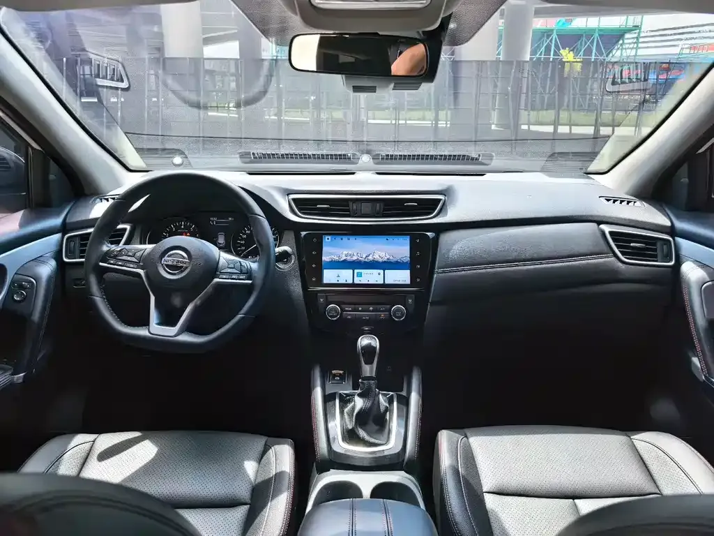 Nissan Qashqai — фото 7