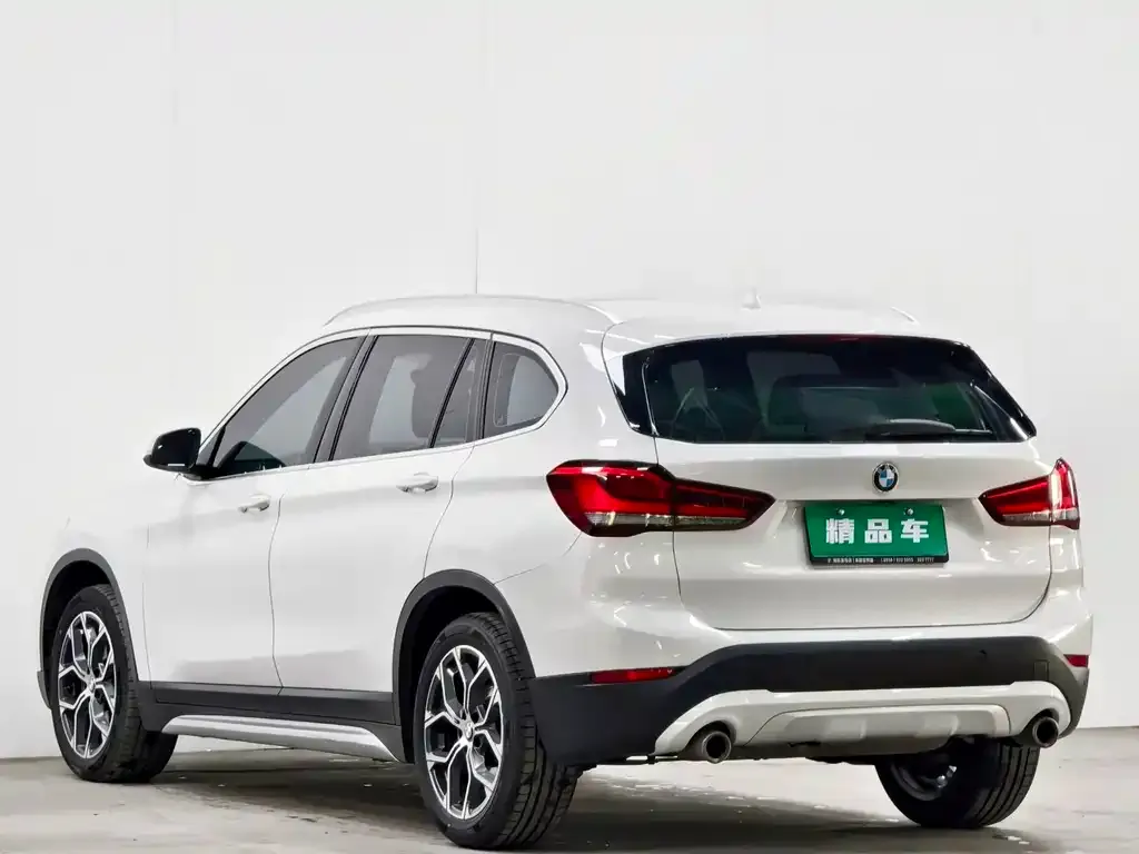 BMW X1 — фото 5