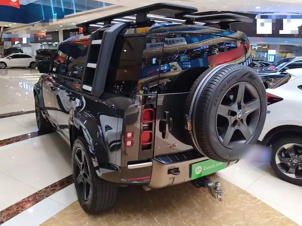 Land Rover Defender — фото 6