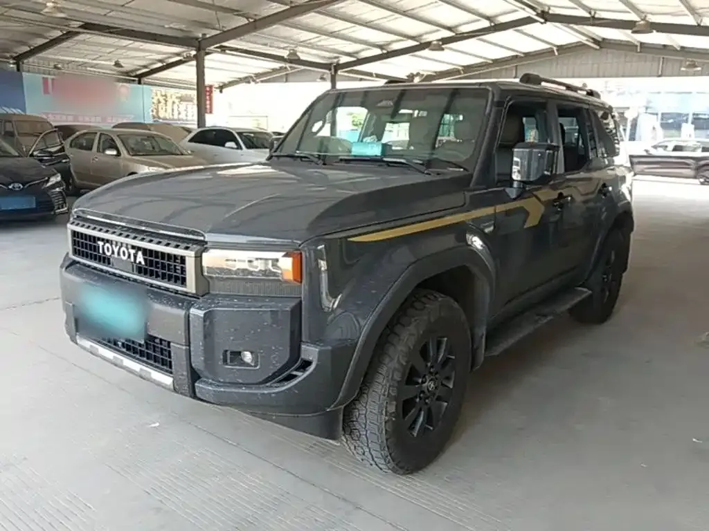 Toyota Prado 2024 из CN, фото 8