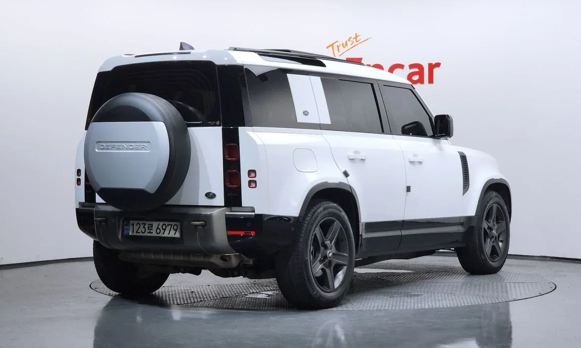 Land Rover Defender — фото 2