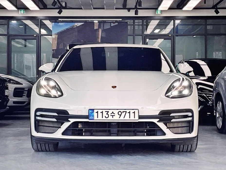 Porsche Panamera — фото 10
