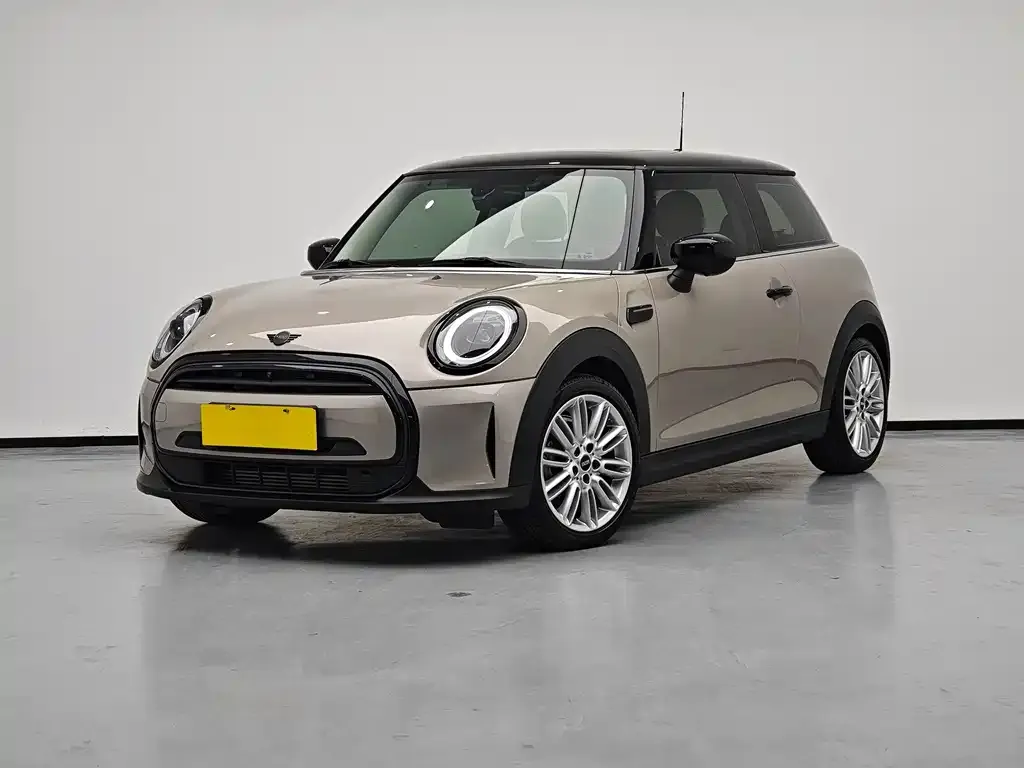 MINI Cooper (3-door) — фото 1