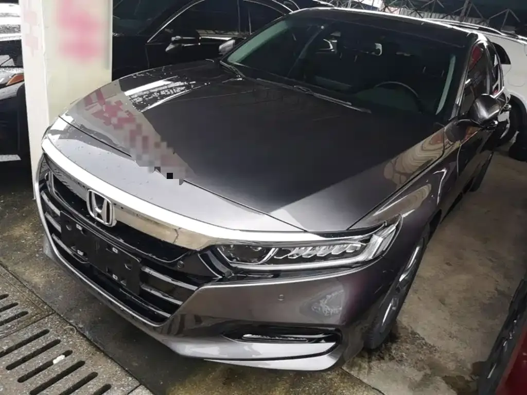 Honda Accord — фото 1