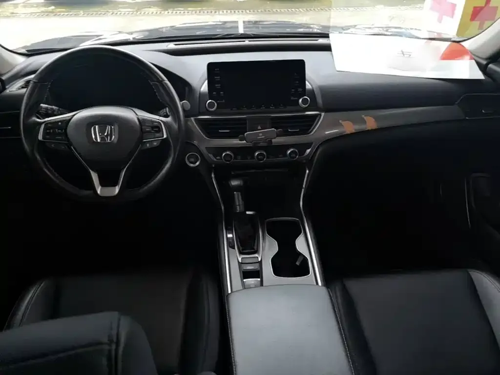 Honda Accord — фото 2