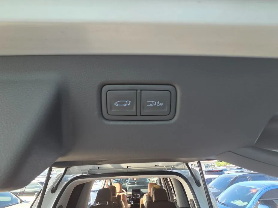 Hyundai Staria — фото 2