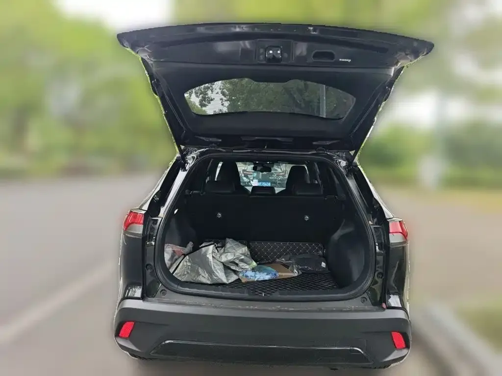 Toyota Corolla Cross — фото 3