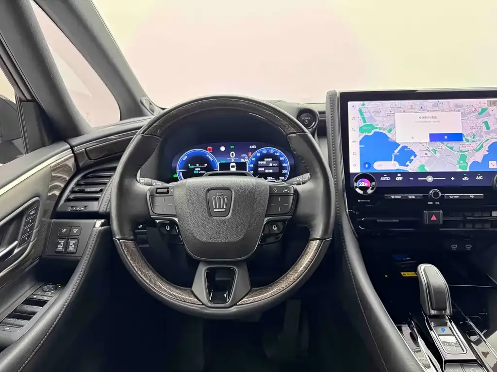 Toyota Vellfire — фото 9