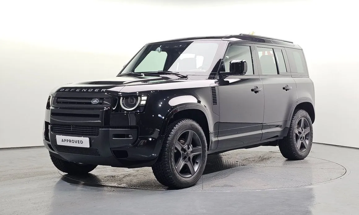 Land Rover Defender — фото 1