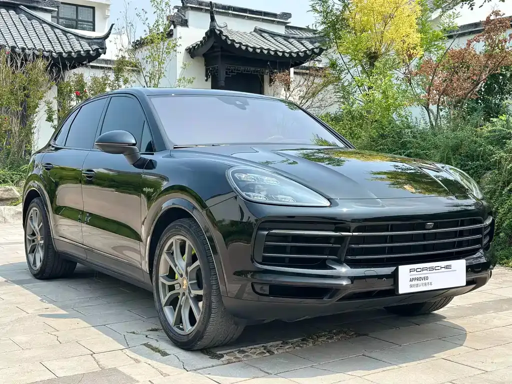 Porsche Cayenne Hybrid — фото 9