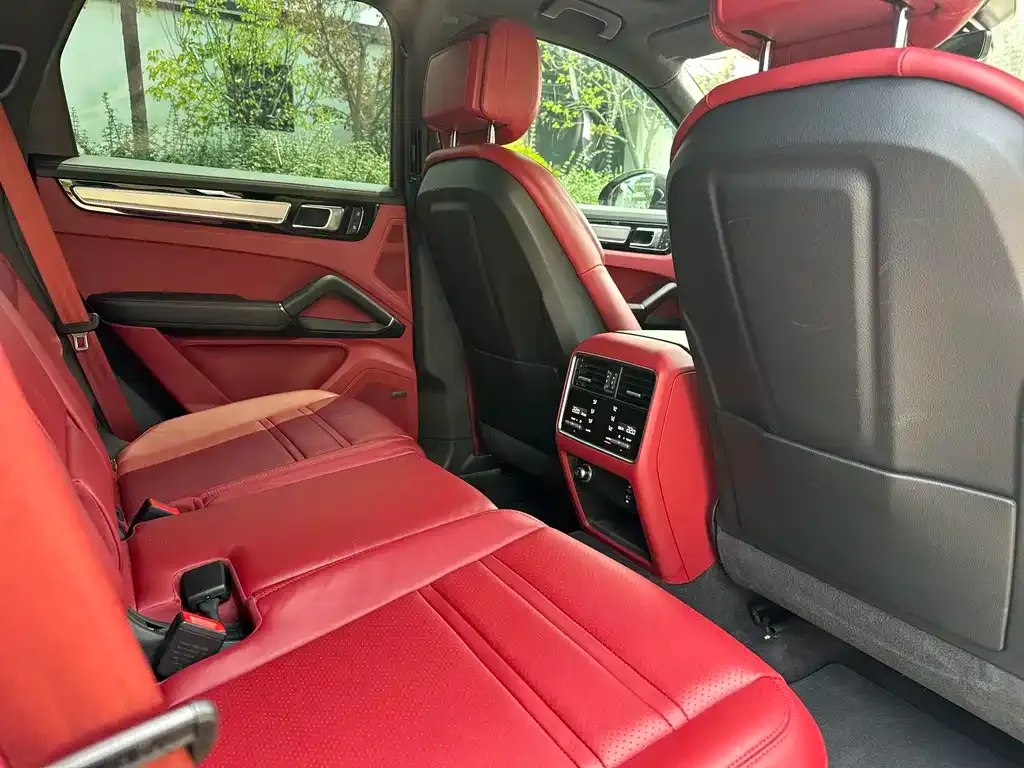 Porsche Cayenne Hybrid — фото 4