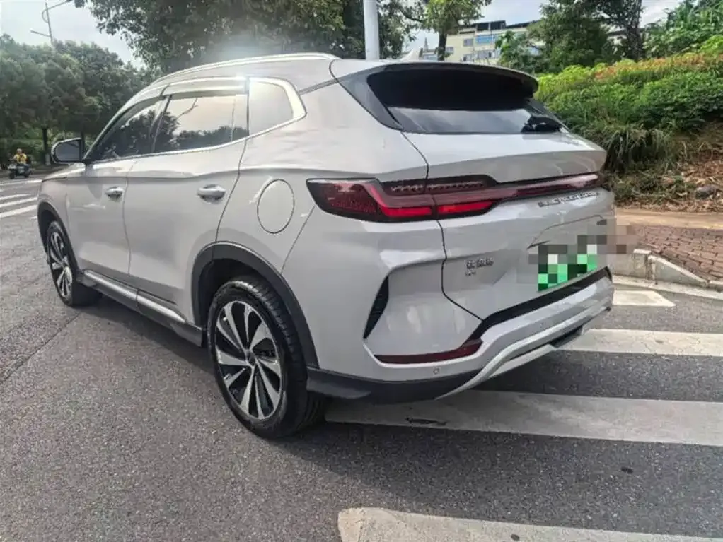 BYD PLUS New Energy — фото 7