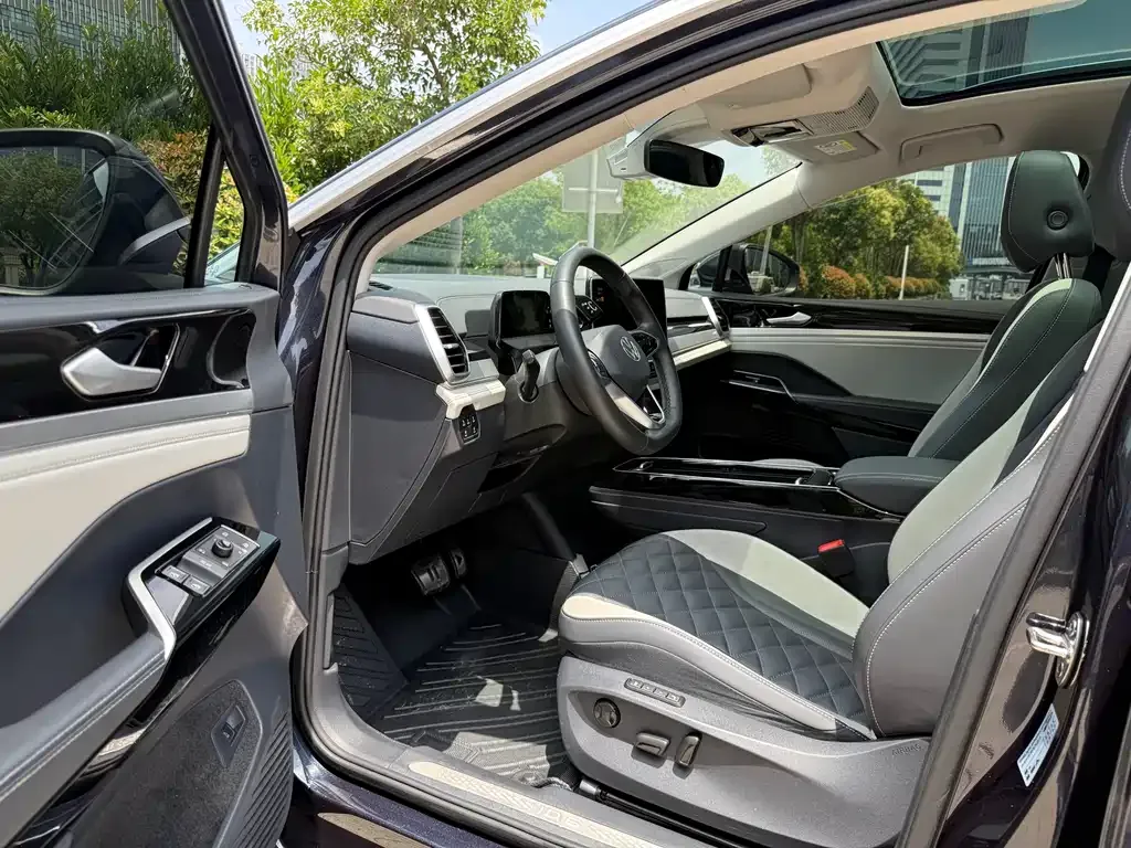 Volkswagen ID.6 Crozz 2023 из CN, фото 6