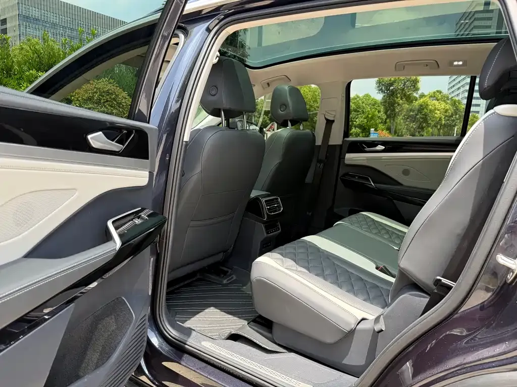 Volkswagen ID.6 Crozz 2023 из CN, фото 4