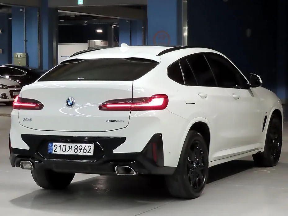 BMW X4 2023 из KR, фото 4