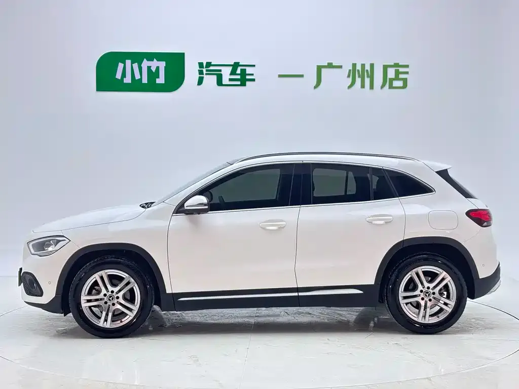 Mercedes-Benz GLA — фото 10