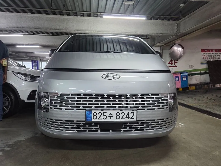 Hyundai Staria — фото 3