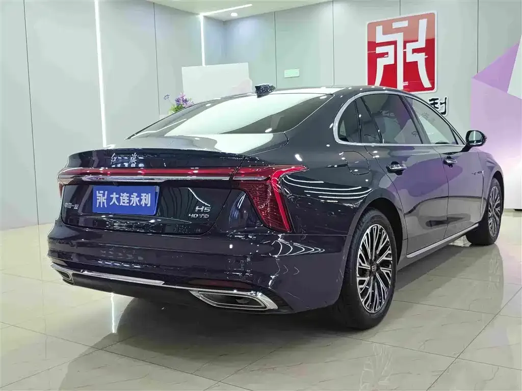 Hongqi H5 — фото 3