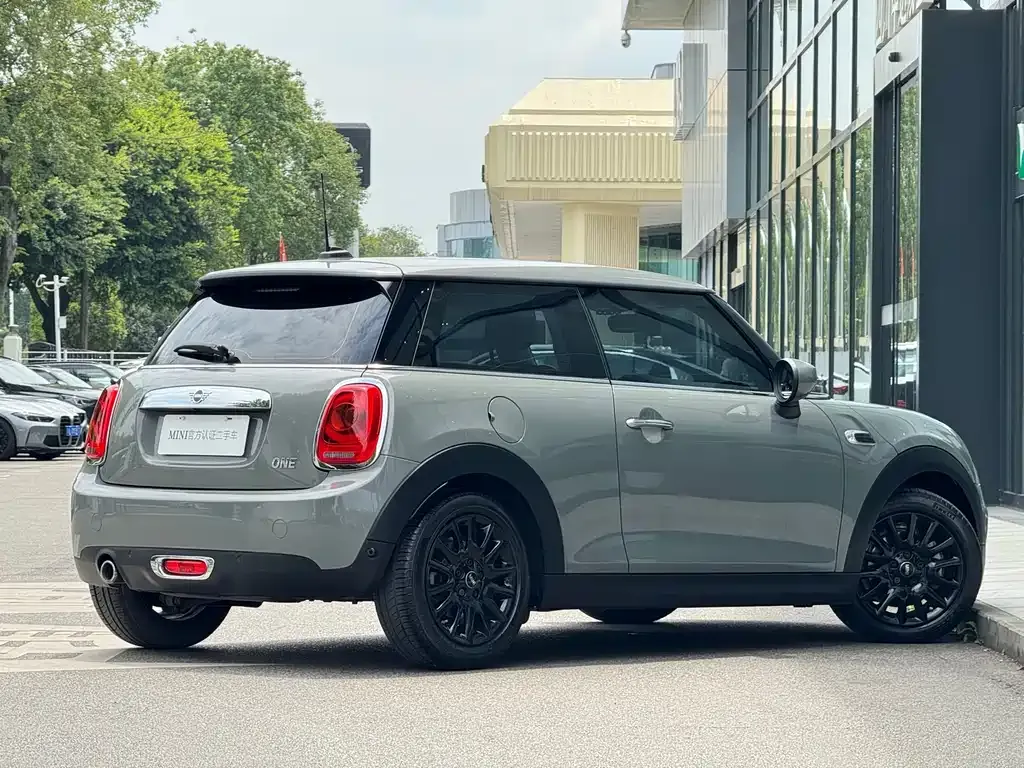 MINI Cooper (3-door) 2021 из CN, фото 3
