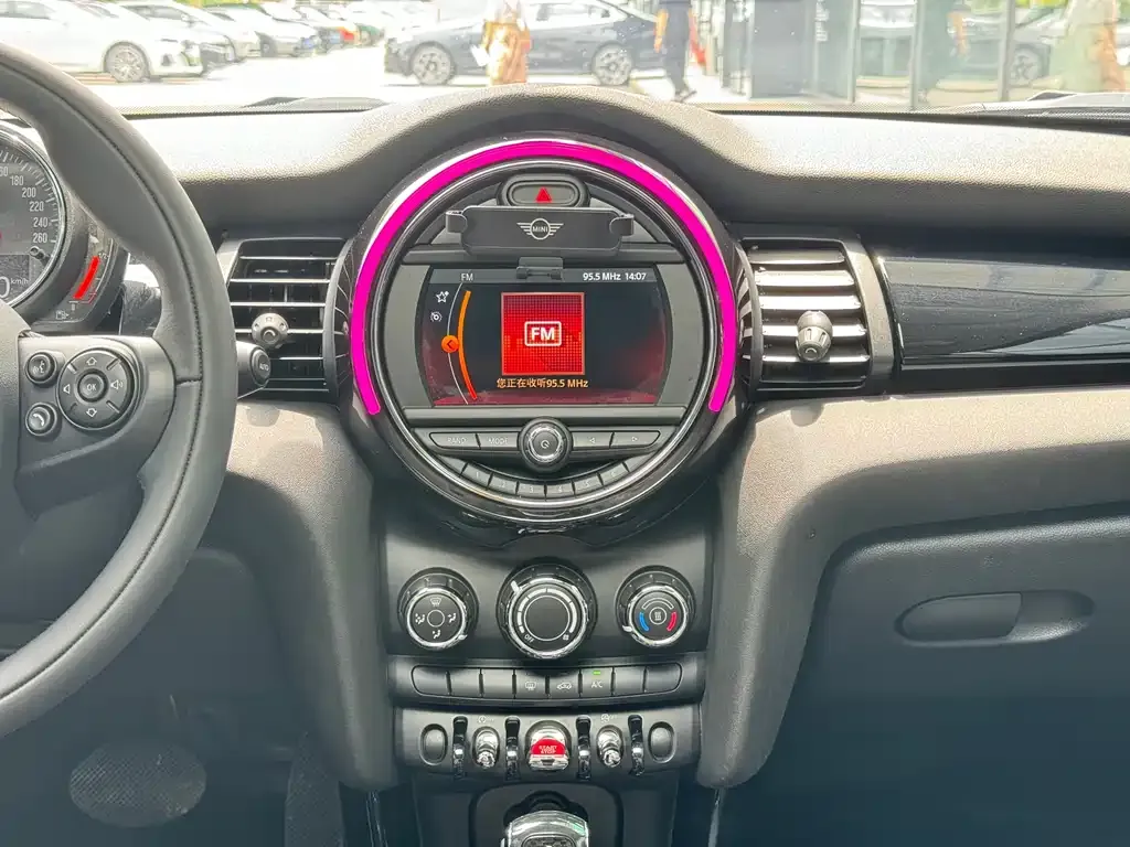 MINI Cooper (3-door) 2021 из CN, фото 9