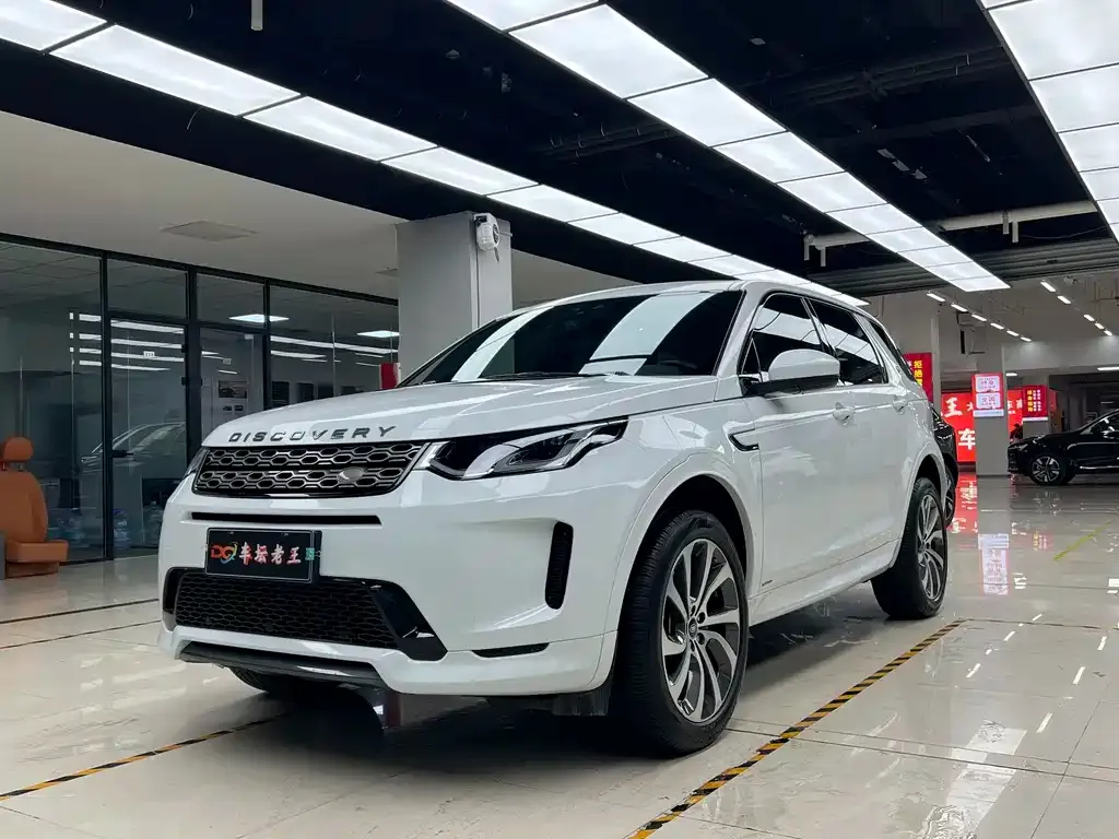 Land Rover Discovery Sport — фото 1