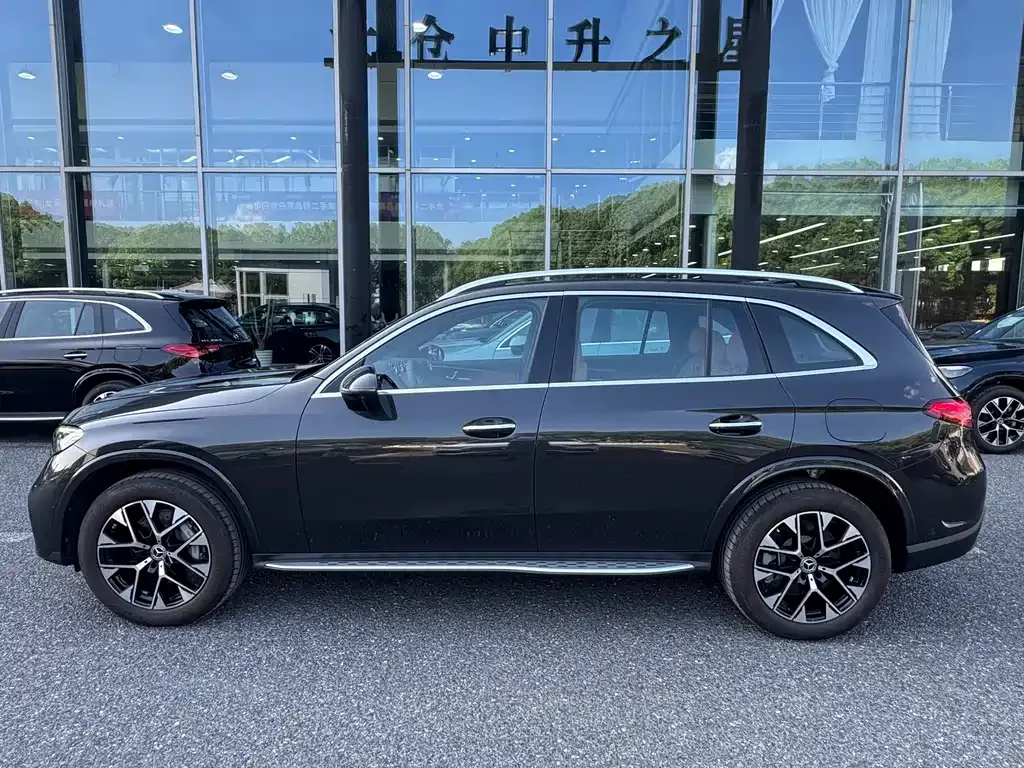 Mercedes-Benz GLC PHEV — фото 9