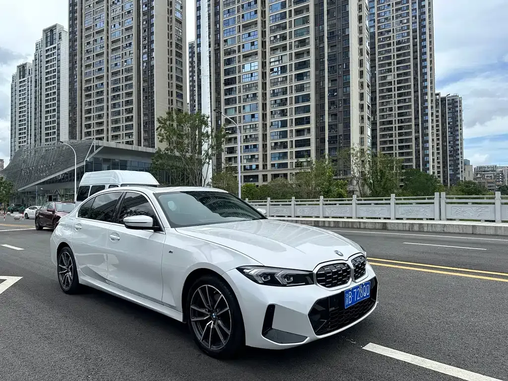 BMW 3 Series — фото 1