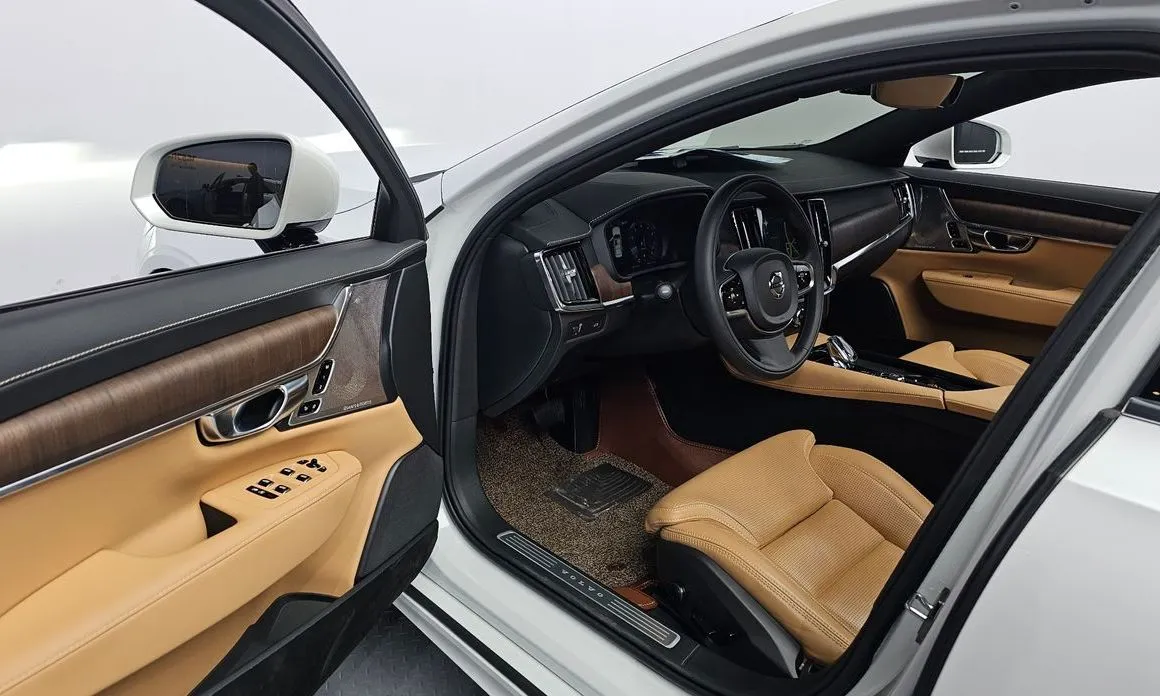 Volvo S90 2021 из KR, фото 7