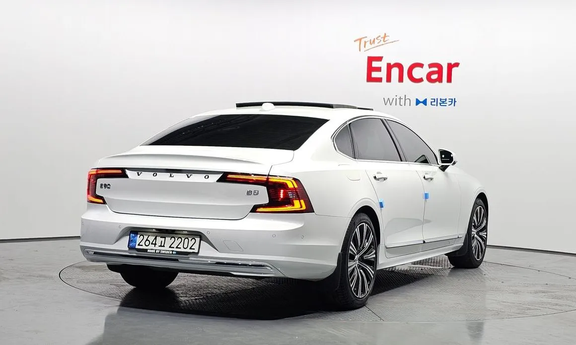 Volvo S90 2021 из KR, фото 4