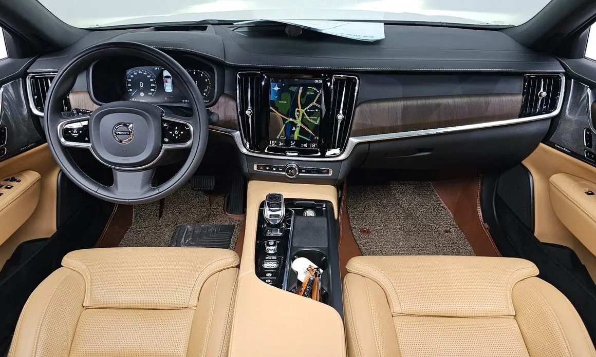 Volvo S90 2021 из KR, фото 10