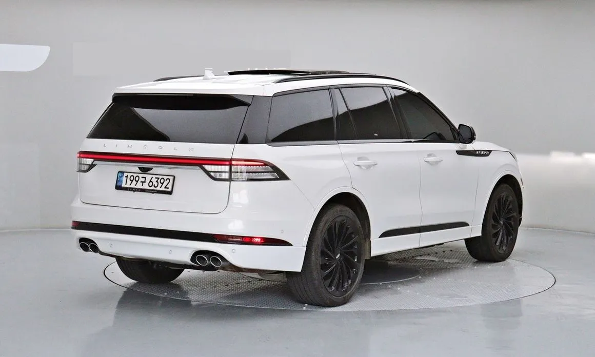 Lincoln Aviator 2023 из KR, фото 3