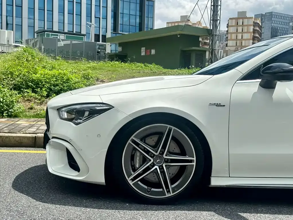 Mercedes-Benz CLA AMG — фото 5