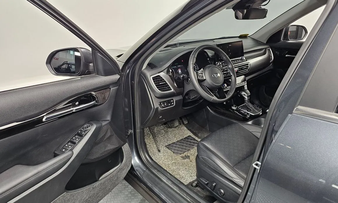 Kia Seltos — фото 5