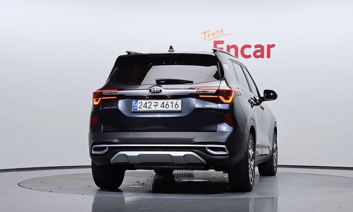 Kia Seltos — фото 2