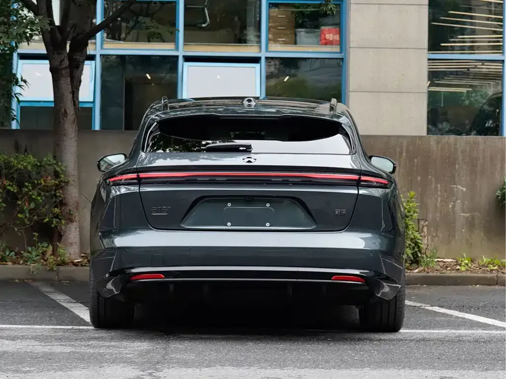 NIO ET5T — фото 9