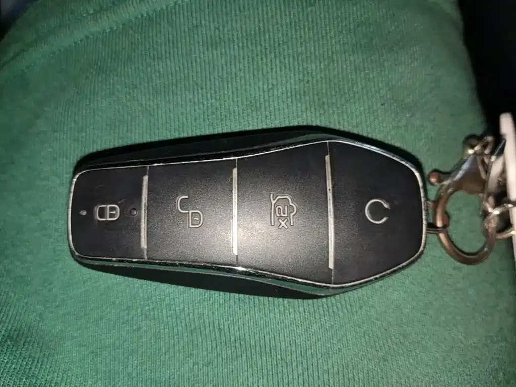 BYD Seal — фото 5