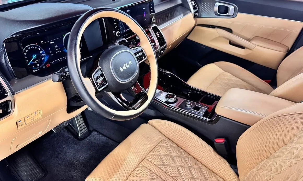 Kia Sorento — фото 6