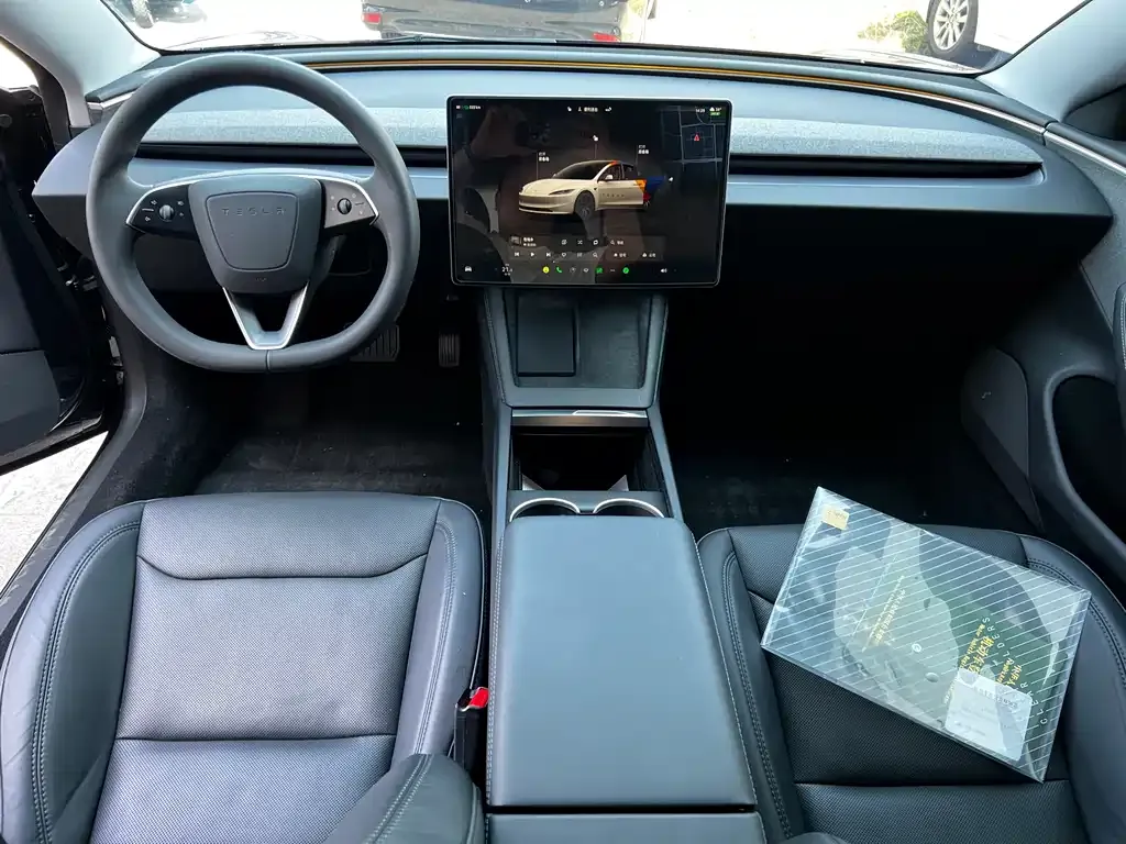 Tesla Model 3 — фото 6