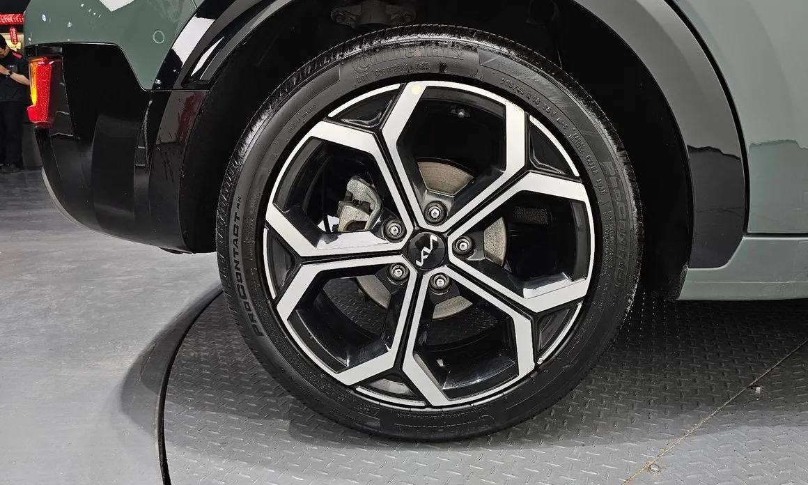 Kia Niro — фото 10