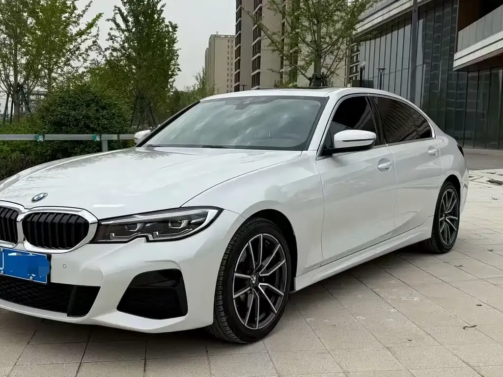 BMW 3 Series — фото 1