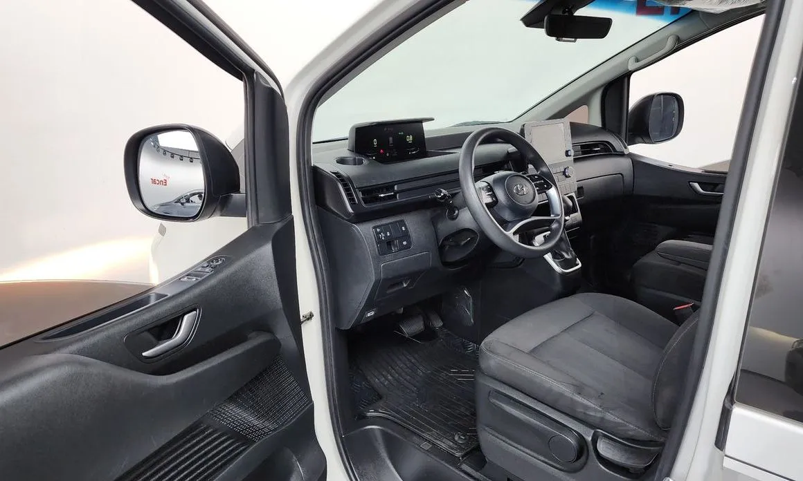 Hyundai Staria 2023 из KR, фото 4