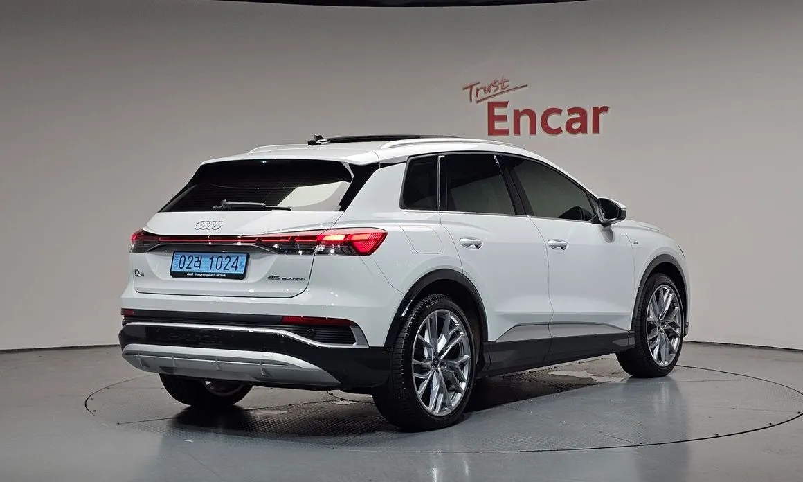 Audi Q4 e-tron 2025 из KR, фото 9
