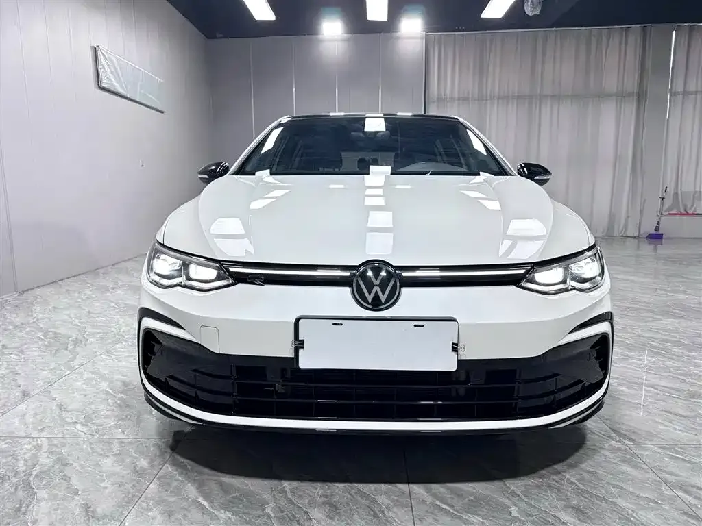 Volkswagen Golf — фото 5