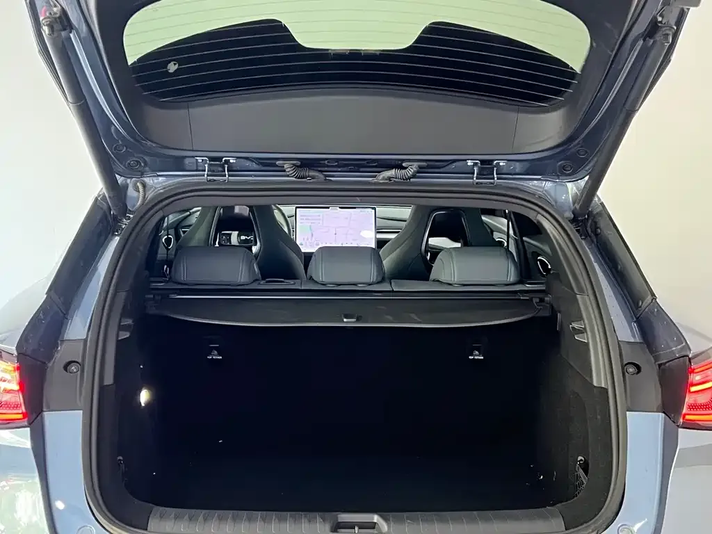 BYD Seal 06GT — фото 9