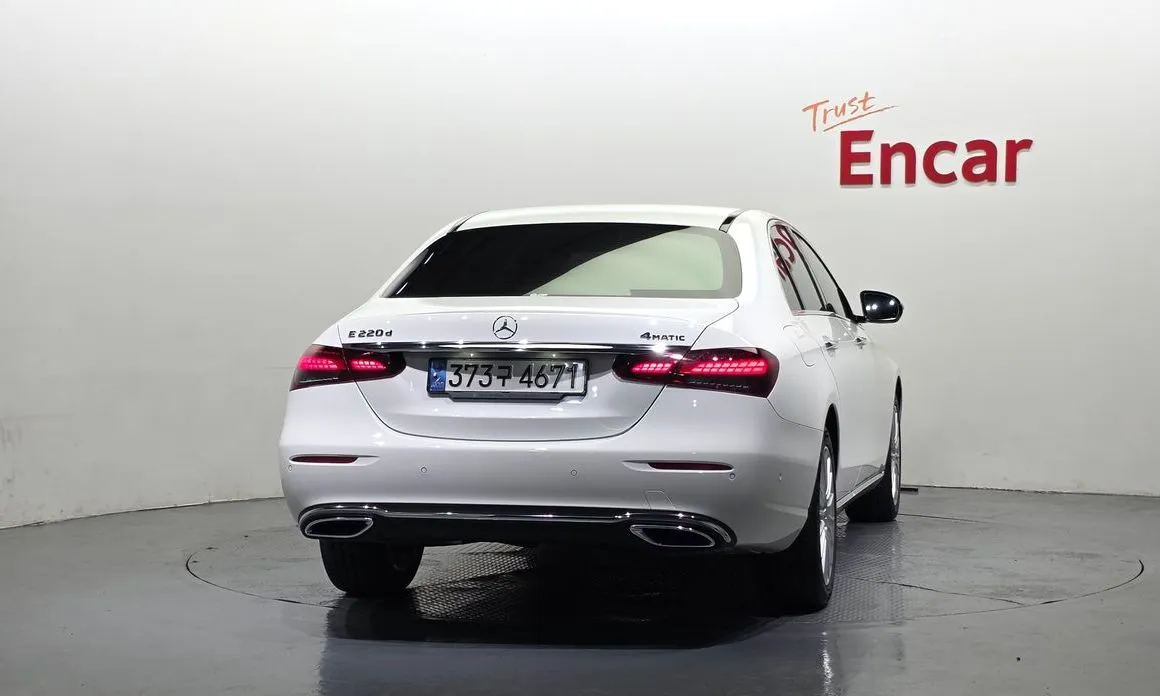 Mercedes-Benz E-Class 2021 из KR, фото 8