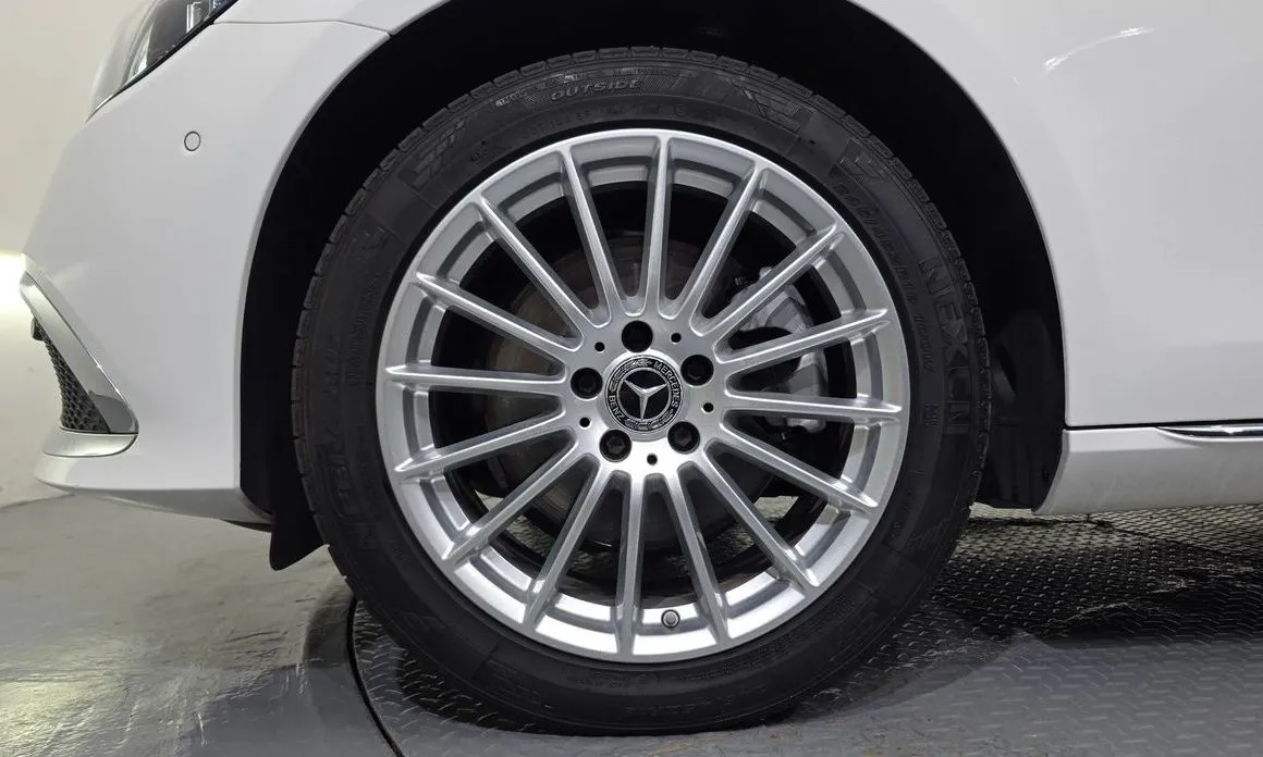 Mercedes-Benz E-Class 2021 из KR, фото 3
