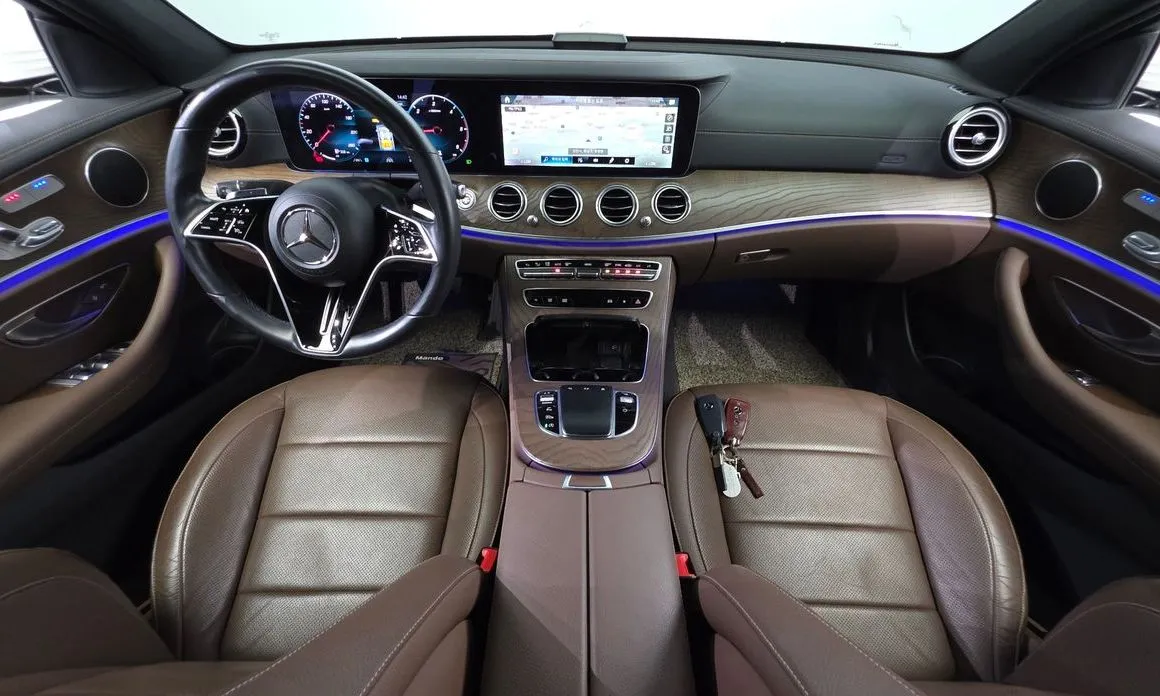 Mercedes-Benz E-Class 2021 из KR, фото 10