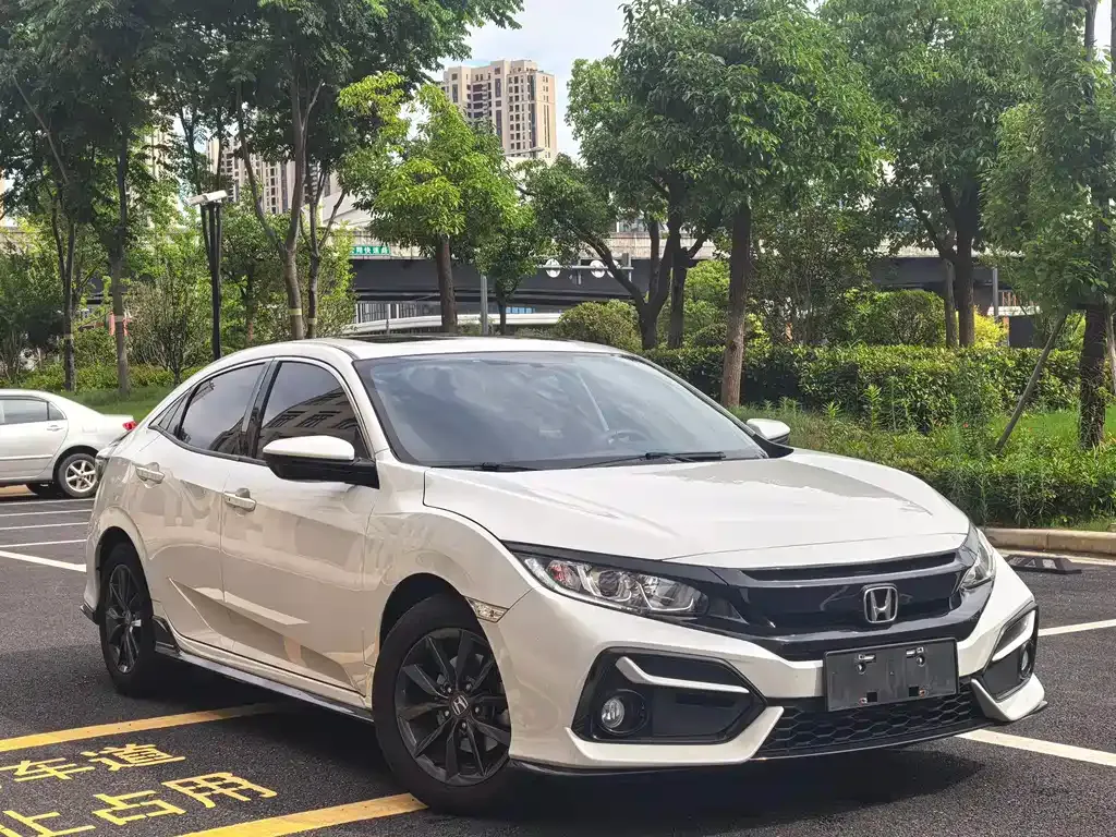 Honda Civic — фото 10